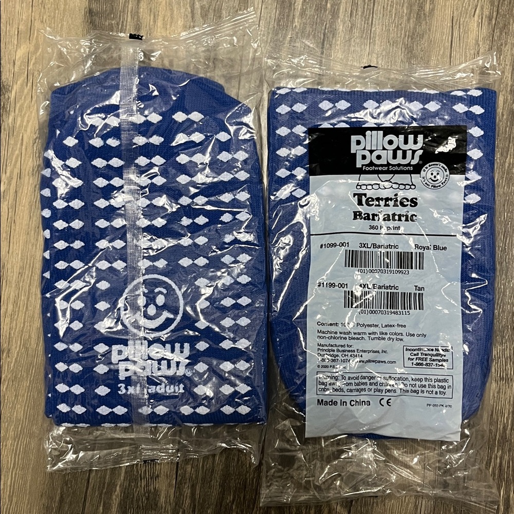 New Pillow Paws gripper socks size XXXL